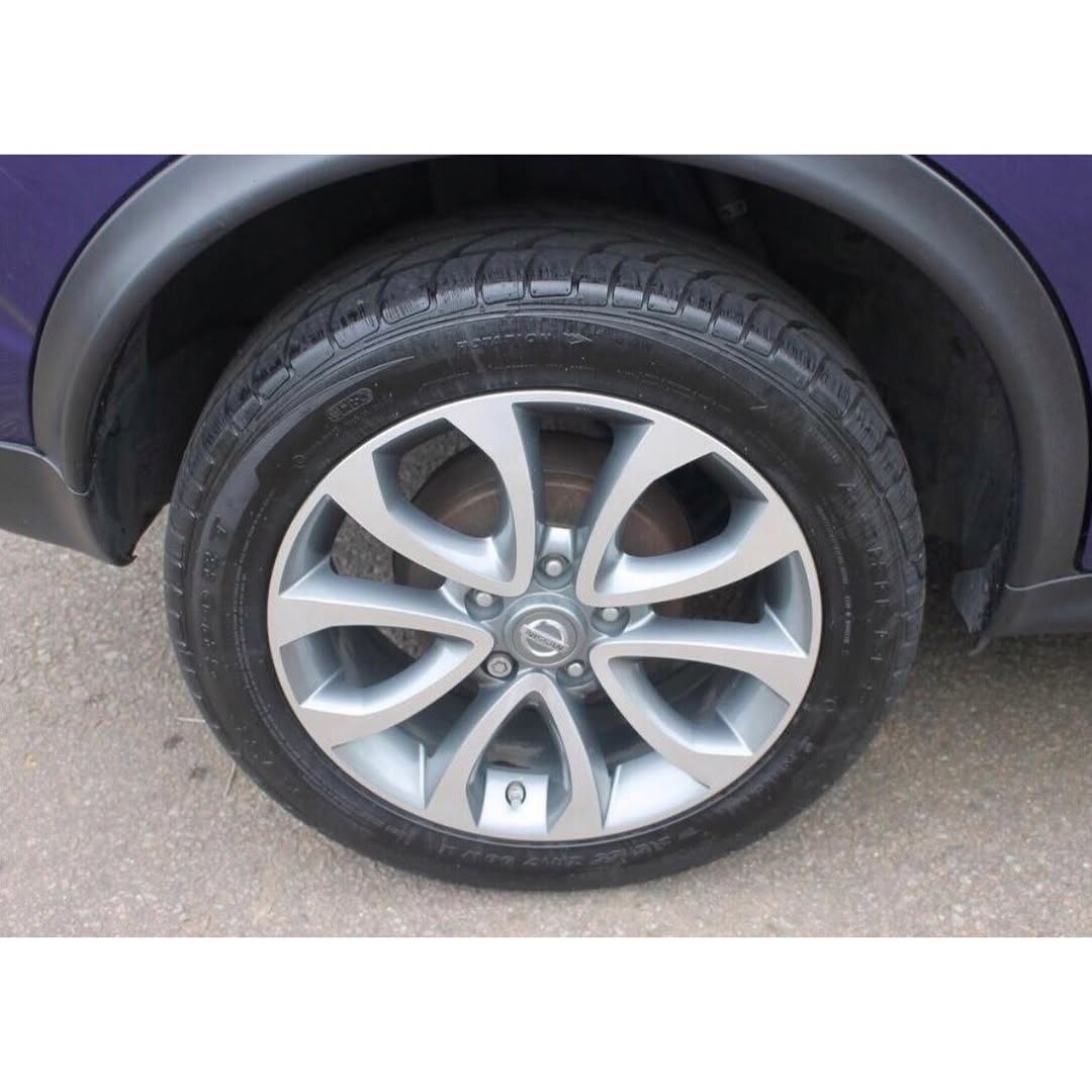 
								NISSAN JUKE full									